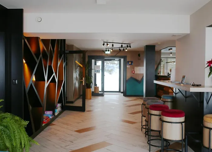 מלון 89 יבוז'ינקה